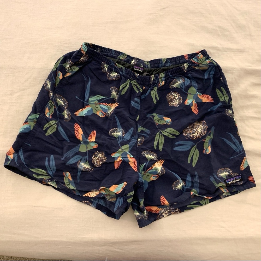 Patagonia Men’s 5” Parrots Baggies Size M